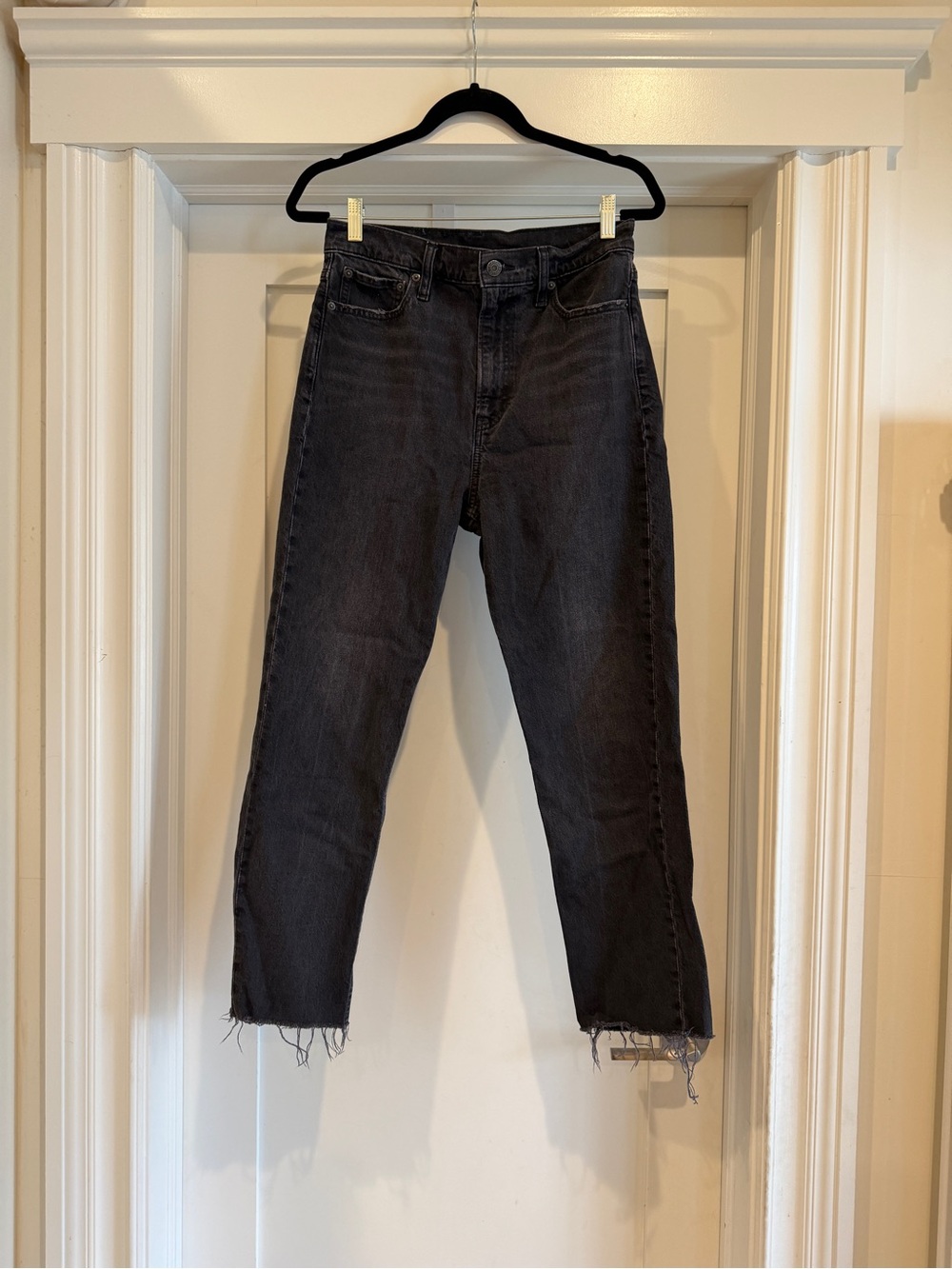 Black High-Rise Women's Straight Jeans with Raw Hem